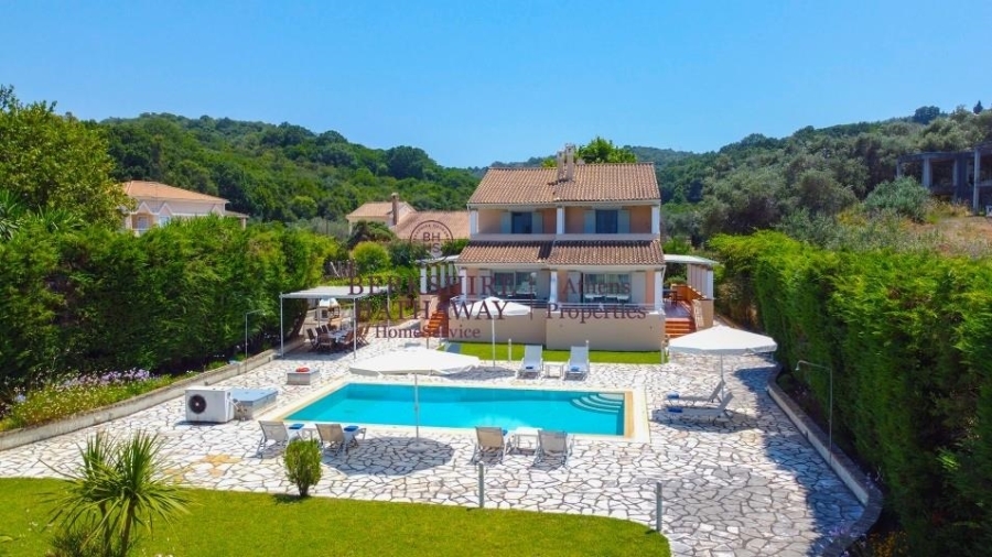 Residential Villas || Corfu (Kerkira)/Kassiopi - 371 Sq.m, 6 Bedrooms, 2.350.000€ 