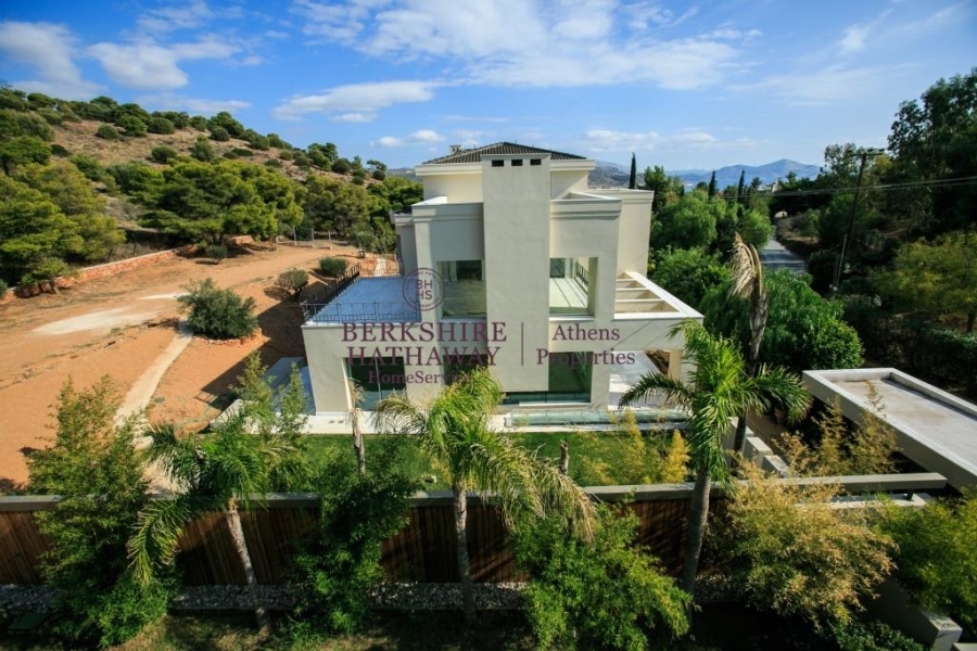 (For Sale) Residential Villa || East Attica/Vouliagmeni - 1.219 Sq.m, 7 Bedrooms, 10.000.000€ 