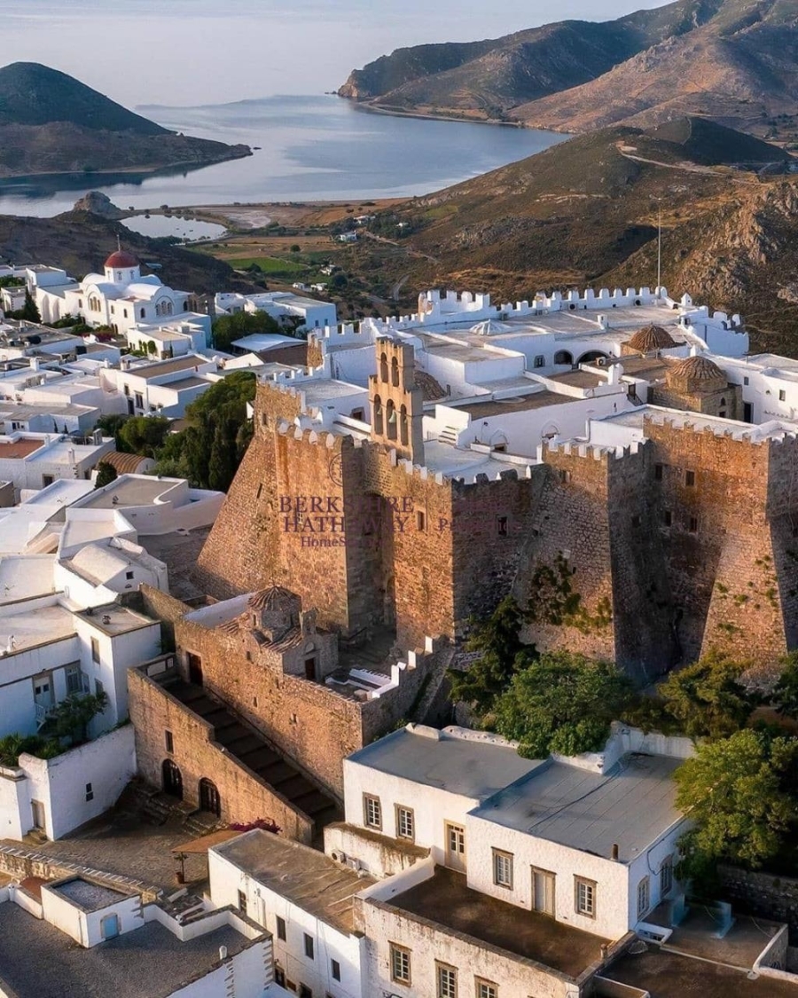 (Προς Πώληση) Αξιοποιήσιμη Γη Οικόπεδο || Δωδεκάνησα/Πάτμος - 9.000 τ.μ, 1.300.000€ 