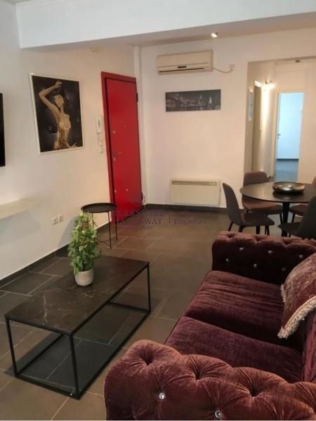 (Προς Πώληση) Κατοικία Διαμέρισμα || Πειραιάς/Πειραιάς - 55 τ.μ, 1 Υ/Δ, 135.000€ 