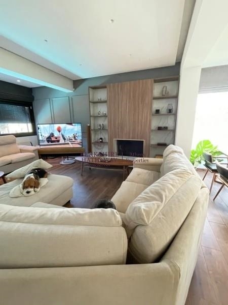 (For Sale) Residential Detached house || East Attica/Vari-Varkiza - 350 Sq.m, 4 Bedrooms, 850.000€ 