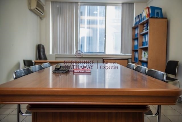 (For Sale) Commercial Commercial Property || Athens Center/Athens - 400 Sq.m, 1.500.000€ 