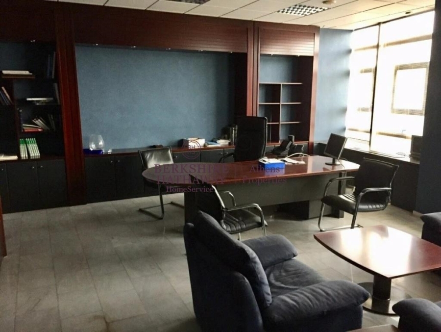 (For Rent) Commercial Building || Athens South/Kallithea - 2.400 Sq.m, 30.000€ 