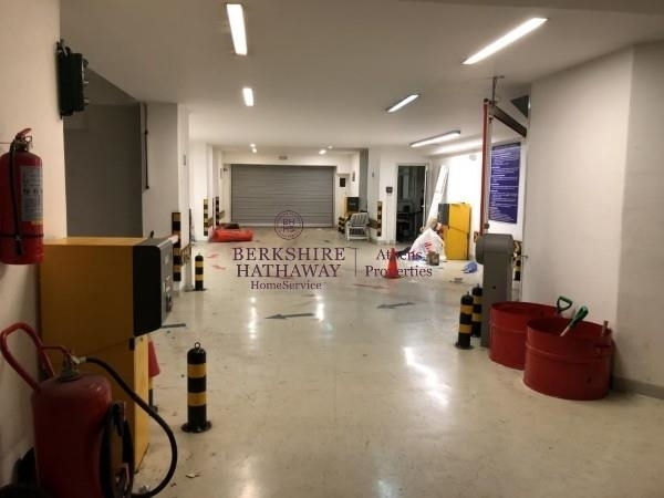 (Προς Πώληση) Επαγγελματικός Χώρος Κτίριο Parkings || Αθήνα Κέντρο/Αθήνα - 4.258 τ.μ, 1.440.000€ 