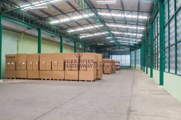 (For Sale) Commercial Logistics Storage space || Piraias/Agios Ioannis Renti - 1.650 Sq.m, 3.000.000€ 