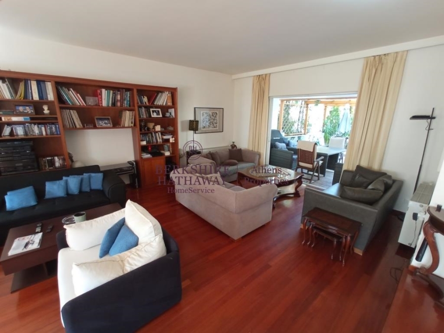 (For Sale) Residential Maisonette || Athens North/Ekali - 239 Sq.m, 4 Bedrooms, 800.000€ 