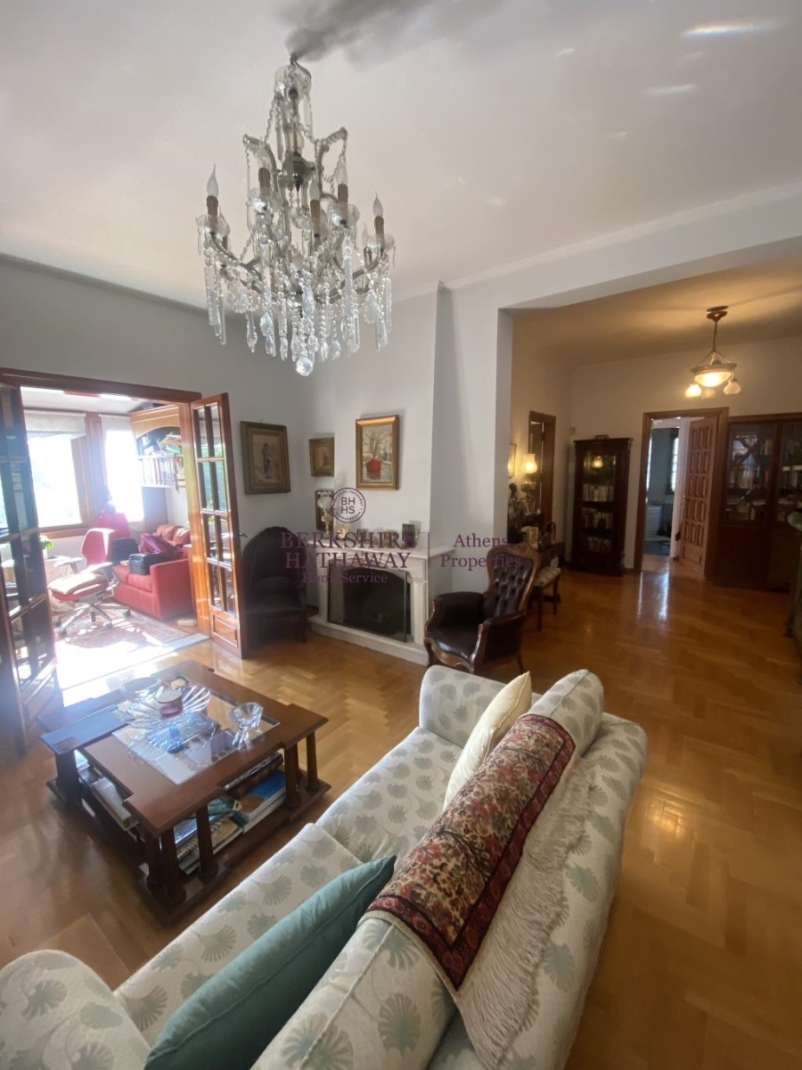 (For Sale) Residential Villa || Athens North/Psychiko - 385 Sq.m, 5 Bedrooms, 2.400.000€ 