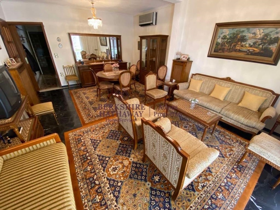 (For Sale) Residential Building || Athens Center/Ilioupoli - 240 Sq.m, 5 Bedrooms, 550.000€ 