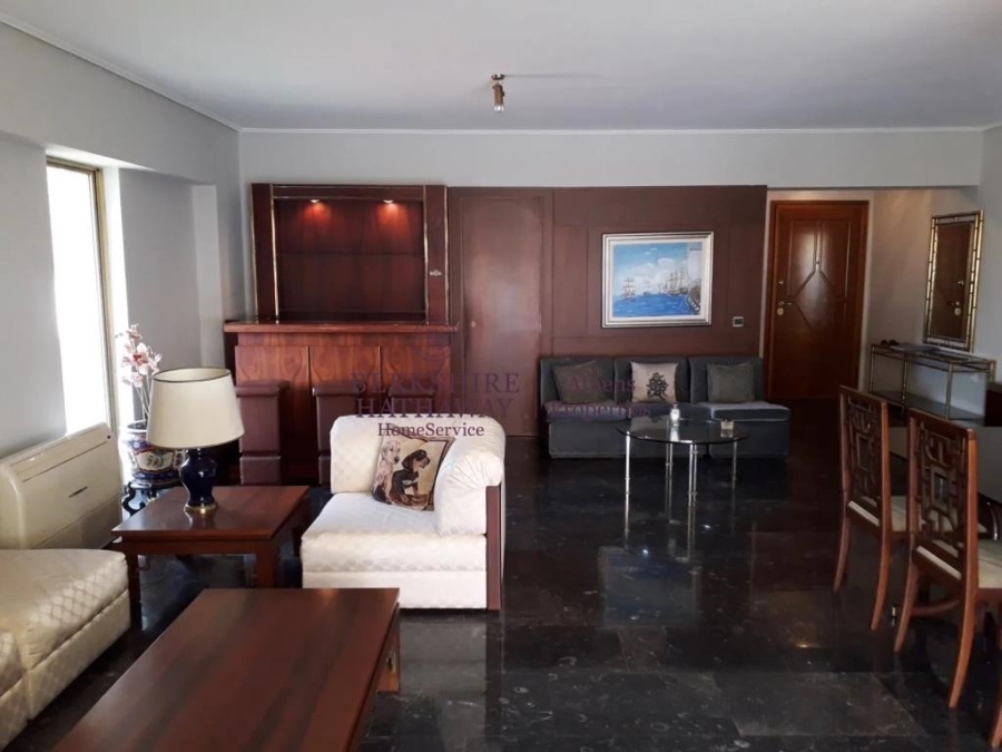 (For Sale) Residential Apartment || Athens South/Palaio Faliro - 130 Sq.m, 2 Bedrooms, 420.000€ 