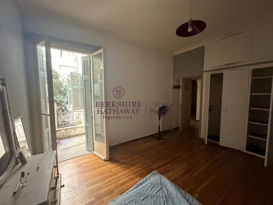 (For Sale) Residential Apartment || Athens Center/Athens - 122 Sq.m, 2 Bedrooms, 135.000€ 