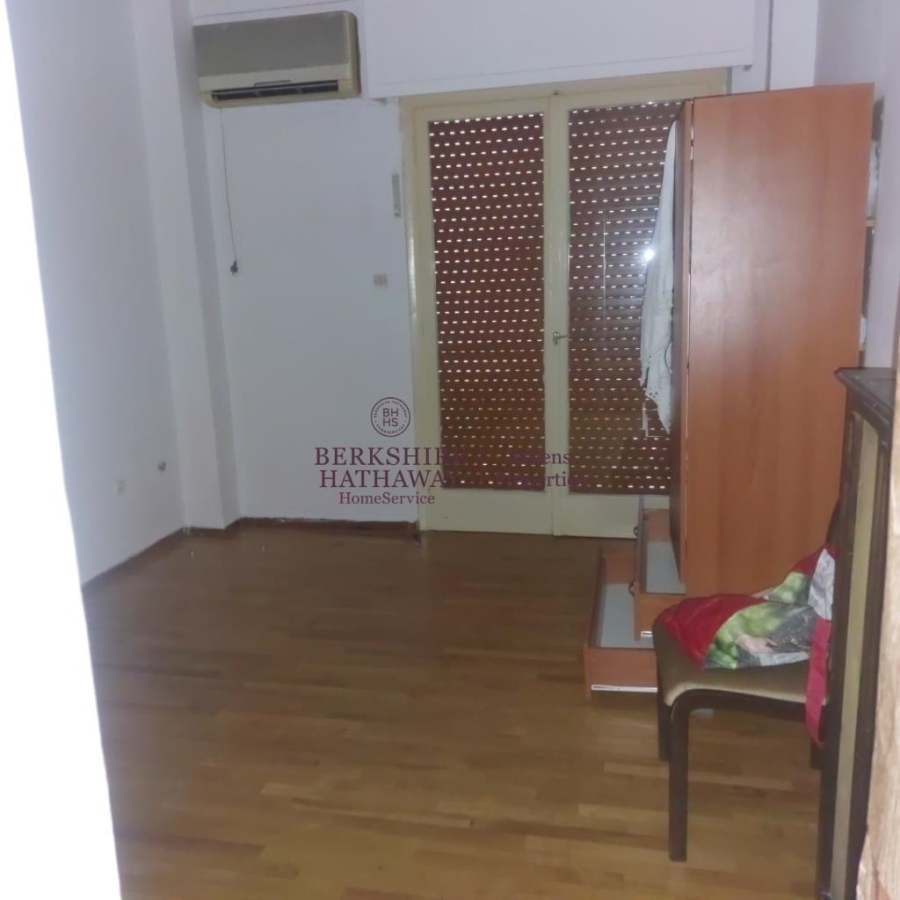 (For Sale) Residential Apartment || Athens Center/Athens - 80 Sq.m, 2 Bedrooms, 83.000€ 