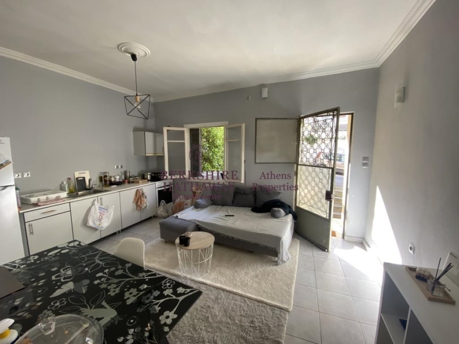 (For Sale) Residential || Athens North/Neo Psychiko - 80 Sq.m, 2 Bedrooms, 140.000€ 