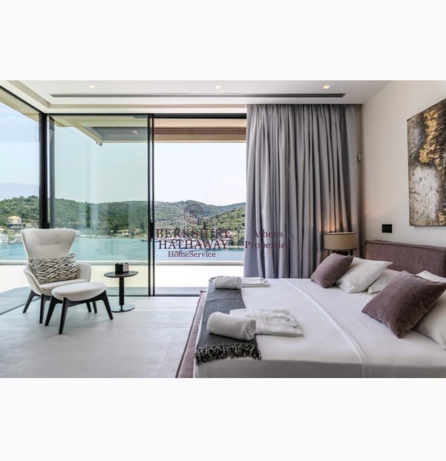 (For Sale) Residential Villa || Lefkada/Meganisi - 1.003 Sq.m, 9 Bedrooms, 8.000.000€ 