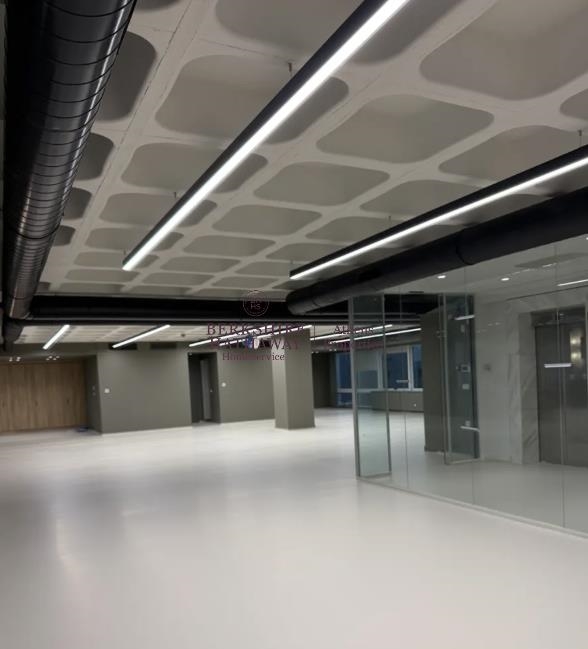 (Προς Ενοικίαση) Επαγγελματικός Χώρος Γραφείο || Αθήνα Βόρεια/Μαρούσι - 510 τ.μ, 14.000€ 