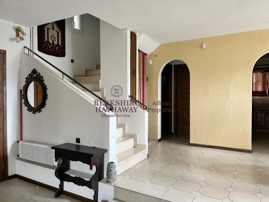 (Προς Πώληση) Κατοικία Μονοκατοικία || Ανατολική Αττική/Άγιος Στέφανος - 335 τ.μ, 6 Υ/Δ, 530.000€ 