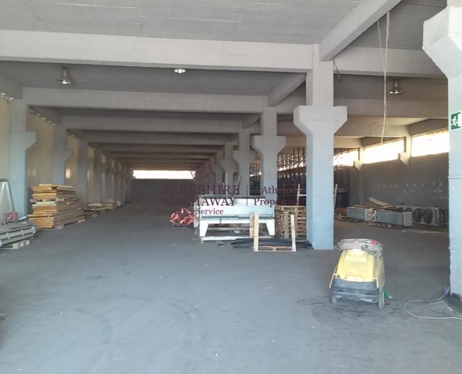 (Προς Ενοικίαση) Επαγγελματικός Χώρος Αποθηκευτικός χώρος || Πειραιάς/Άγιος Ι. Ρέντη - 1.350 τ.μ, 11.000€ 