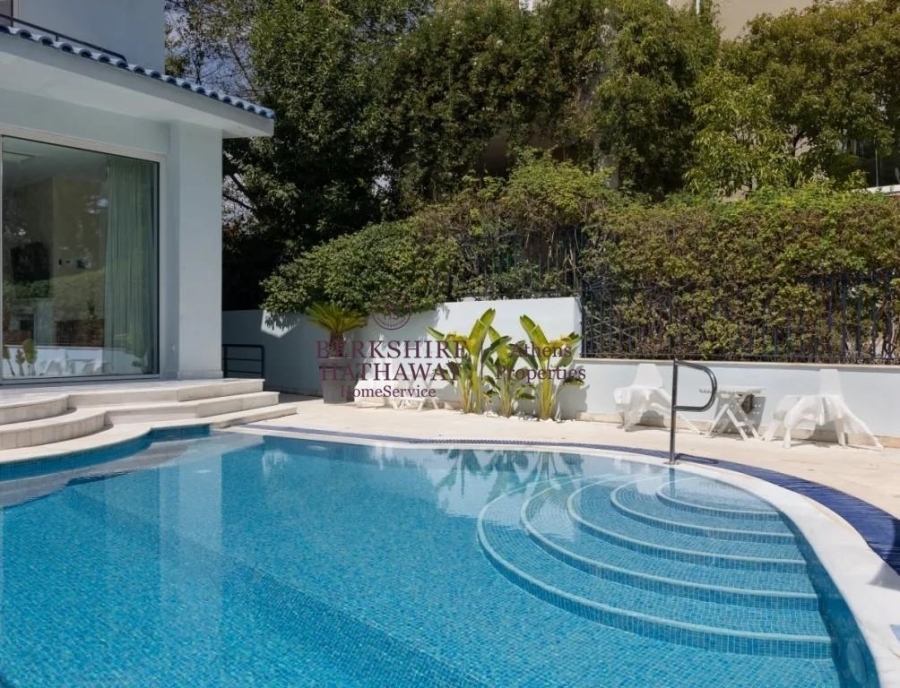 (For Rent) Residential Villa || Athens South/Glyfada - 650 Sq.m, 7 Bedrooms, 18.000€ 