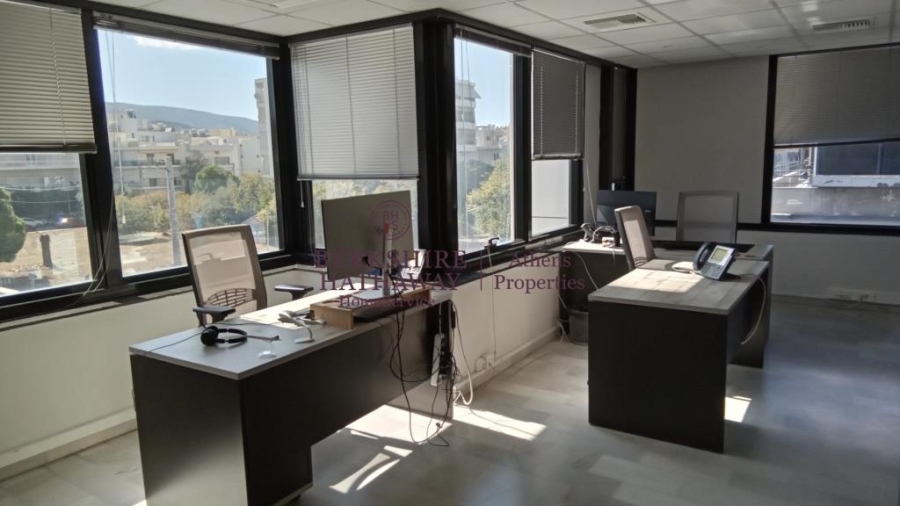 (Προς Ενοικίαση) Επαγγελματικός Χώρος Γραφείο || Αθήνα Βόρεια/Αγία Παρασκευή - 810 τ.μ, 20.000€ 