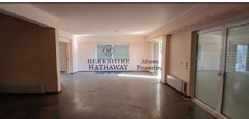 (For Sale) Residential Floor Apartment || Athens North/Nea Erithraia - 248 Sq.m, 3 Bedrooms, 585.000€ 